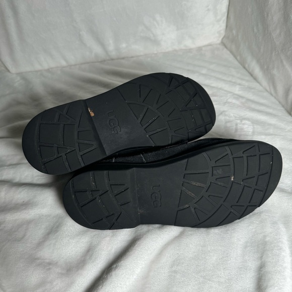 Ugg Kids Chelham Weather Boot in Black Suede Waterproof Size 6 - Picture 6 of 7